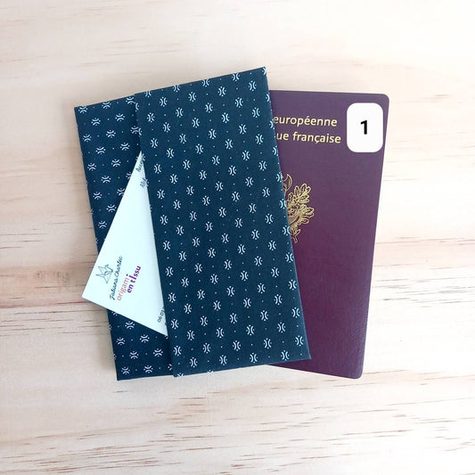 Protégez votre passeport avec style avec ce protège-passeport "Classique" | Portefeuille de voyage