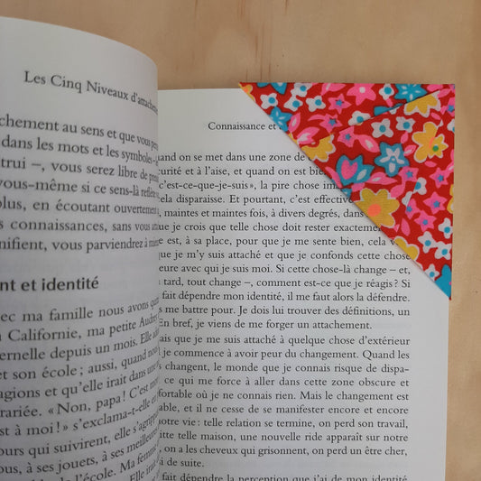 Coin de page, coin de livre en origami pour les amoureux de lecture