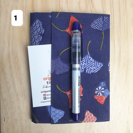 Avec ce protège-carnet "motif japonais" donnez un look élégant à vos notes quotidiennes, de voyage, carnet de gratitude